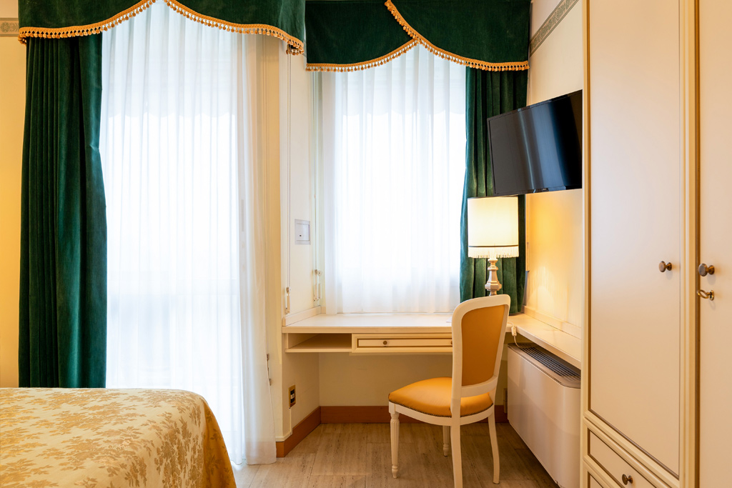 panoramic elegance