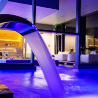 Unica SPA cascate a lama esterne